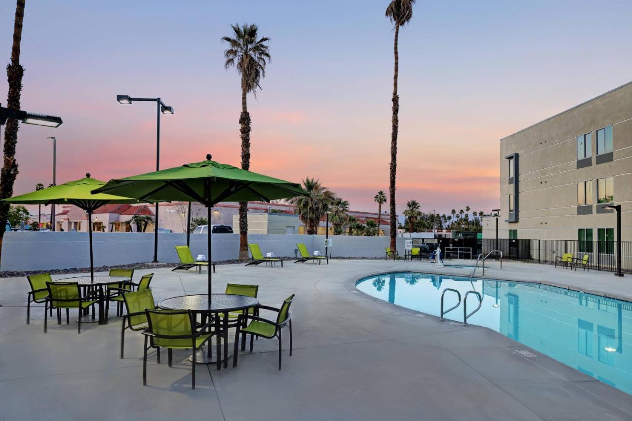 Springhill Suites By Marriott Palm Desert Exterior photo